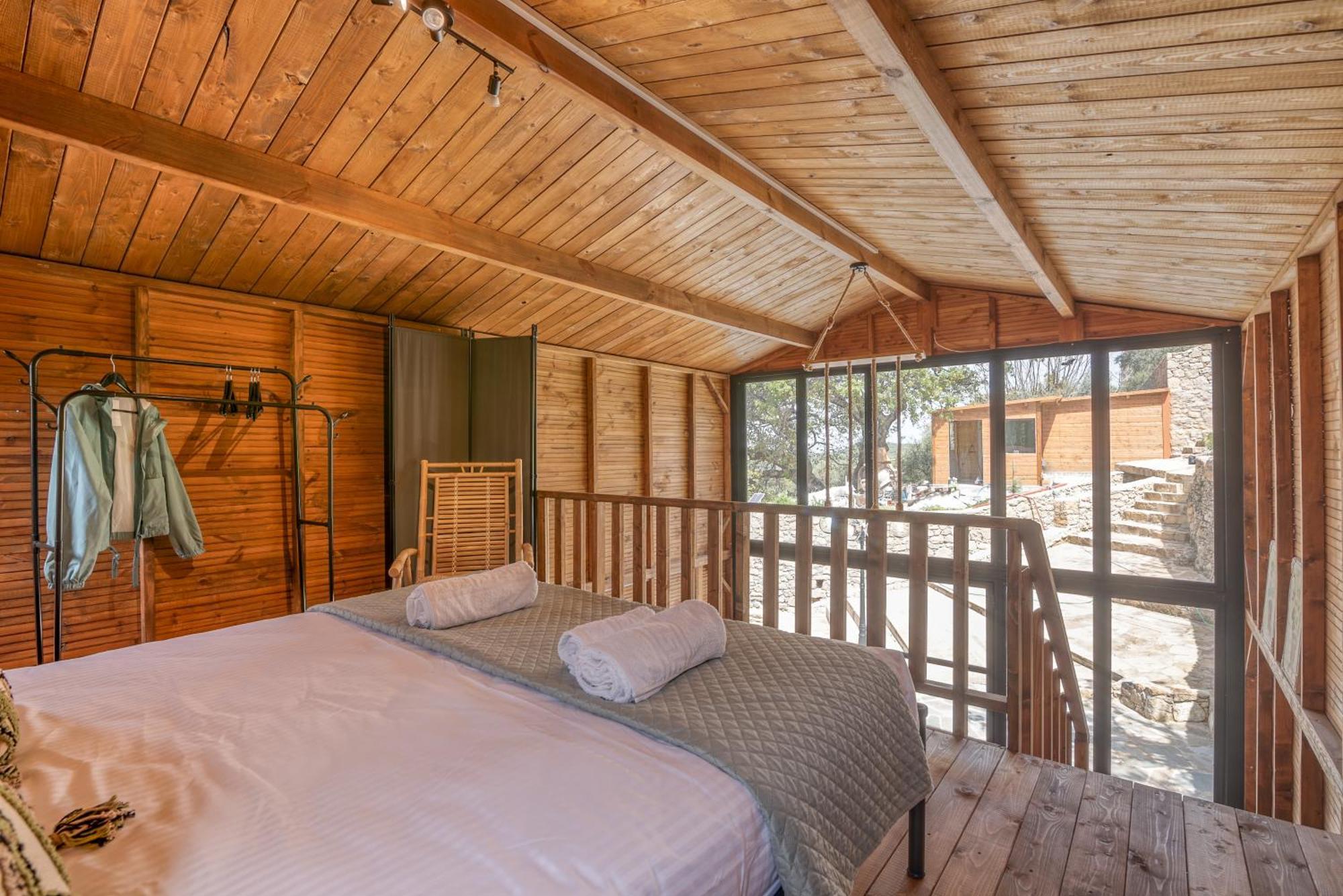 Wooden House Apartments Kalathenai Esterno foto